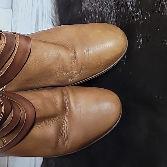 Pikolinos Leather Buckle Boots - Picture 9 of 10